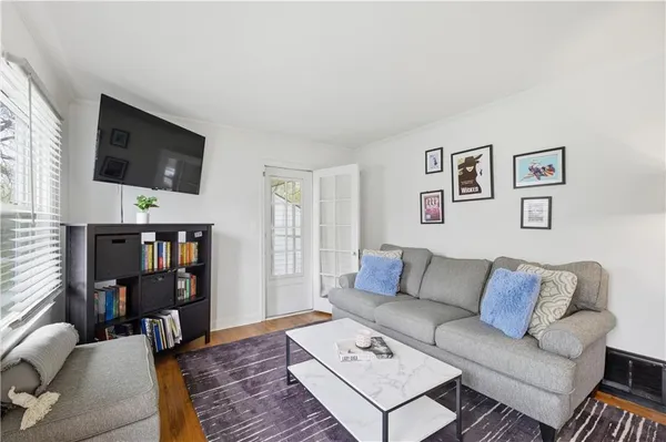 $193,000 | 8920 Rose Lane, Raytown, MO 64133