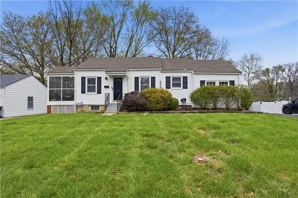 $193,000 | 8920 Rose Lane, Raytown, MO 64133