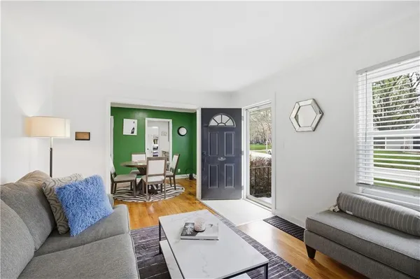 $193,000 | 8920 Rose Lane, Raytown, MO 64133