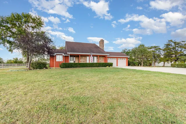 $525,000 | 5180 East McArdle Road, Coal City, IL 60416