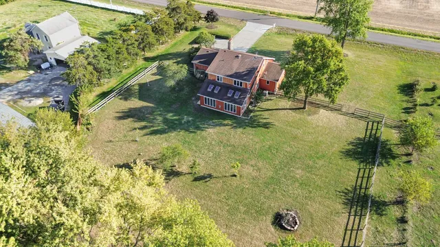 $525,000 | 5180 East McArdle Road, Coal City, IL 60416