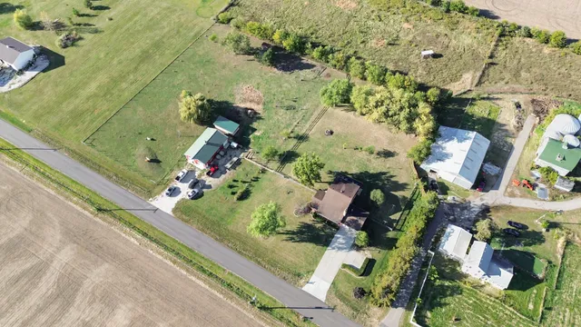 $525,000 | 5180 East McArdle Road, Coal City, IL 60416