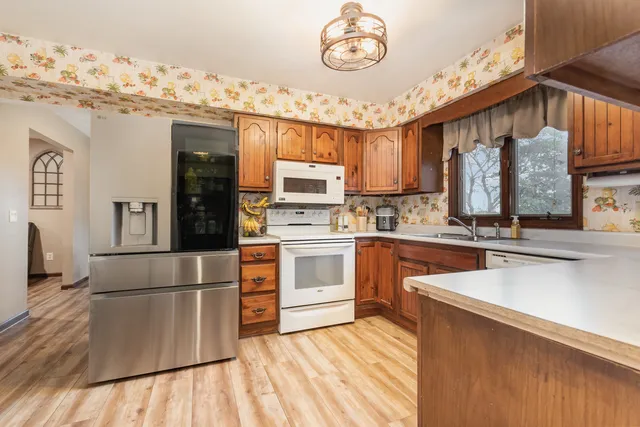 $525,000 | 5180 East McArdle Road, Coal City, IL 60416