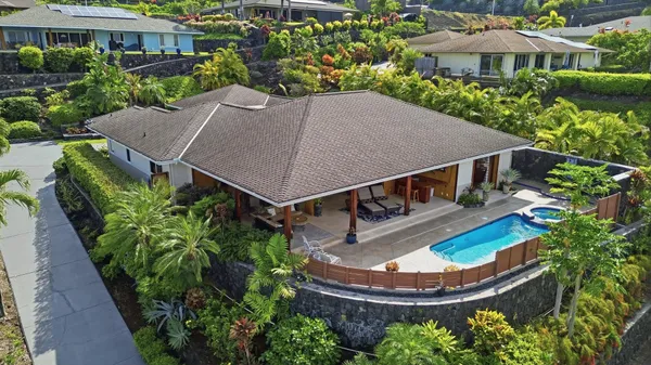 $2,350,000 | 76-4355 Leilani Street, Kailua-Kona, HI 96740