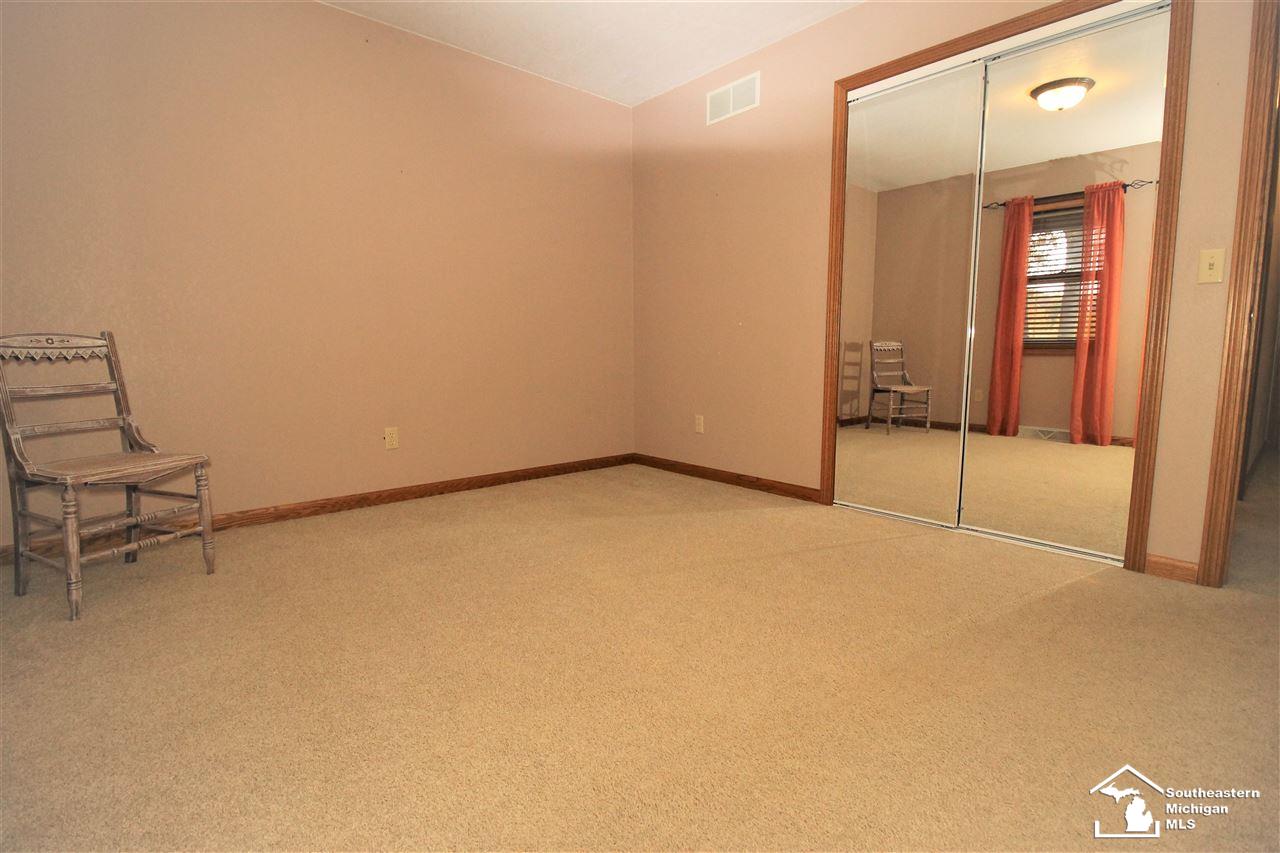 4222 Secor Road Ida, MI 48140 - Photo 19 of 34