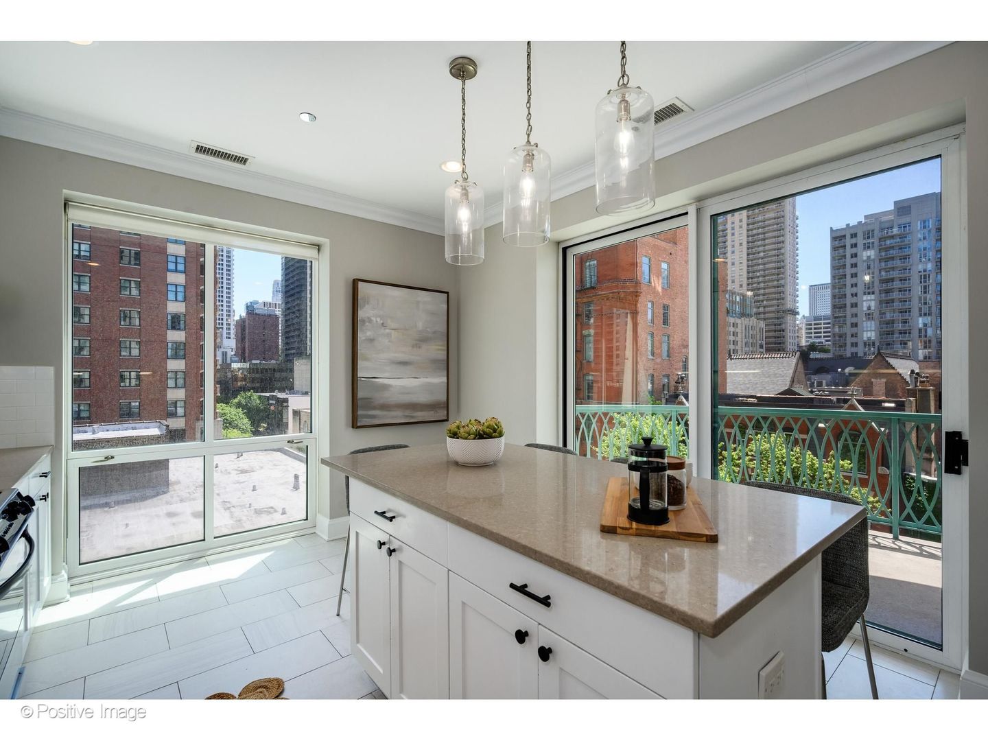 60 West Erie Street, Unit 601 Chicago, IL 60654 - Photo 14 of 33