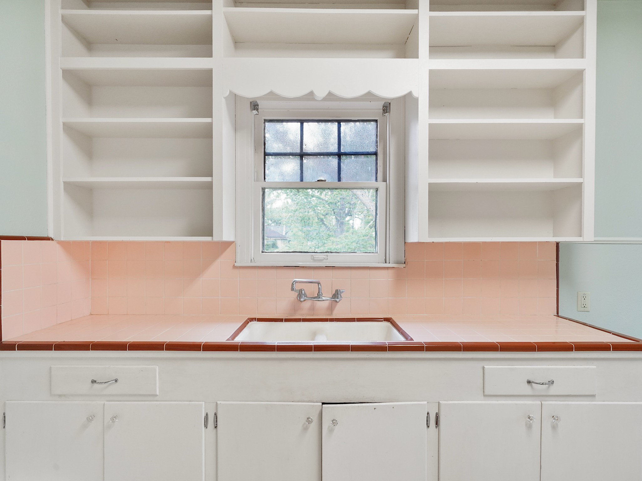 229 East Cedar Street Angleton, TX 77515 - Photo 20 of 25