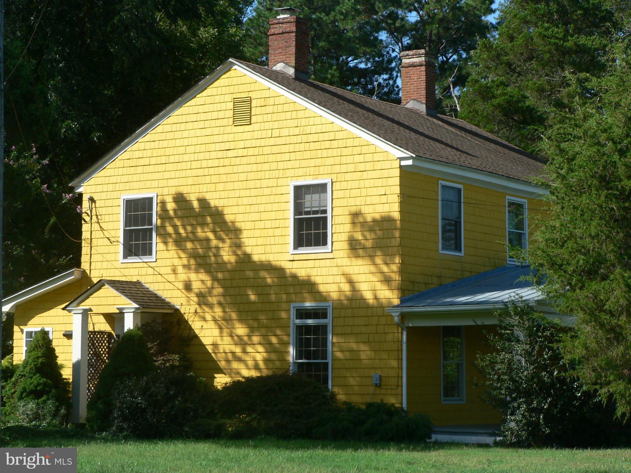7041 Thorneton Road St. Michaels, MD 21663 - Photo 2 of 19 a view of a house with backyard