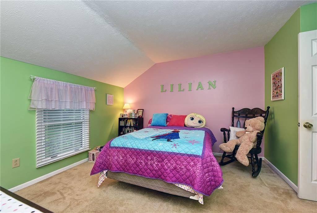 413 Spring Run Drive Monroeville, PA 15146 - Photo 20 of 25 Gallery Image 20