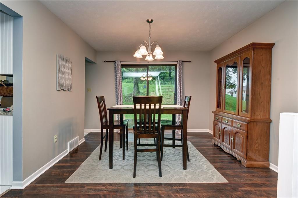 413 Spring Run Drive Monroeville, PA 15146 - Photo 6 of 25 Gallery Image 6