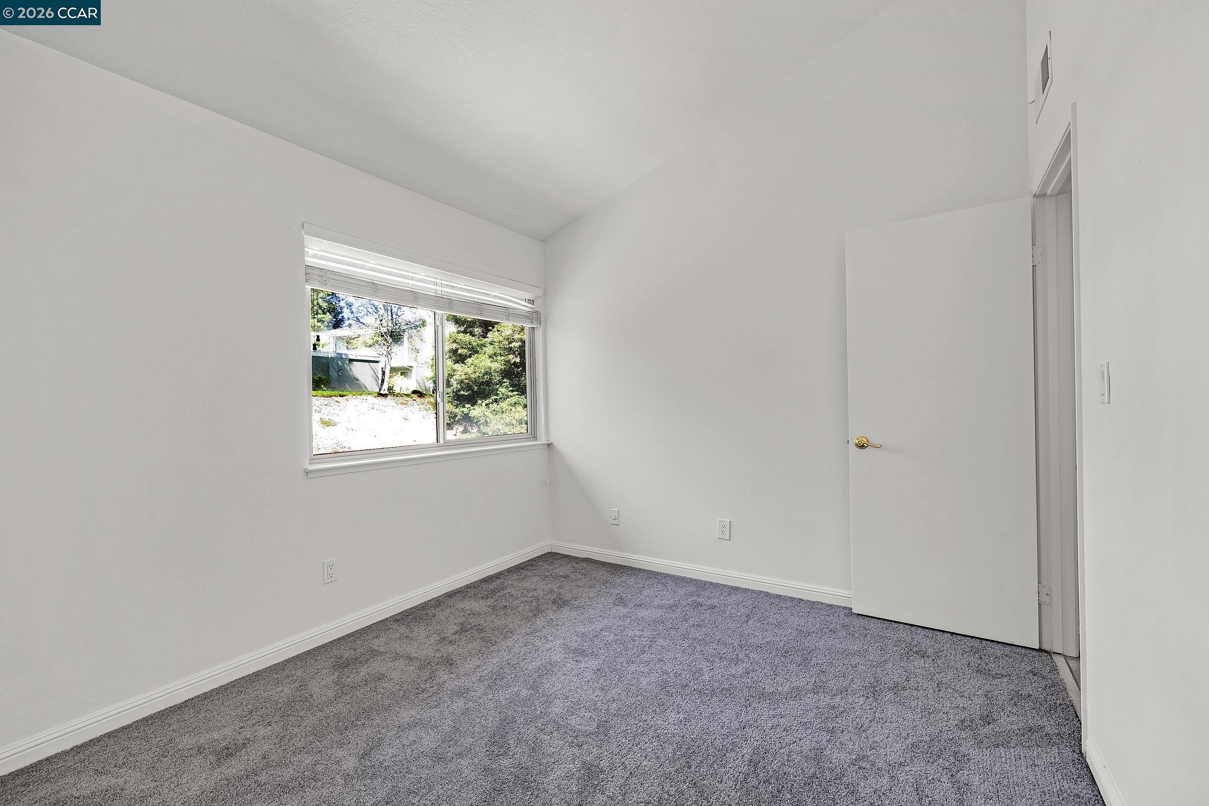 504 Athena, Unit 5 Hercules, CA 94547 - Photo 18 of 29