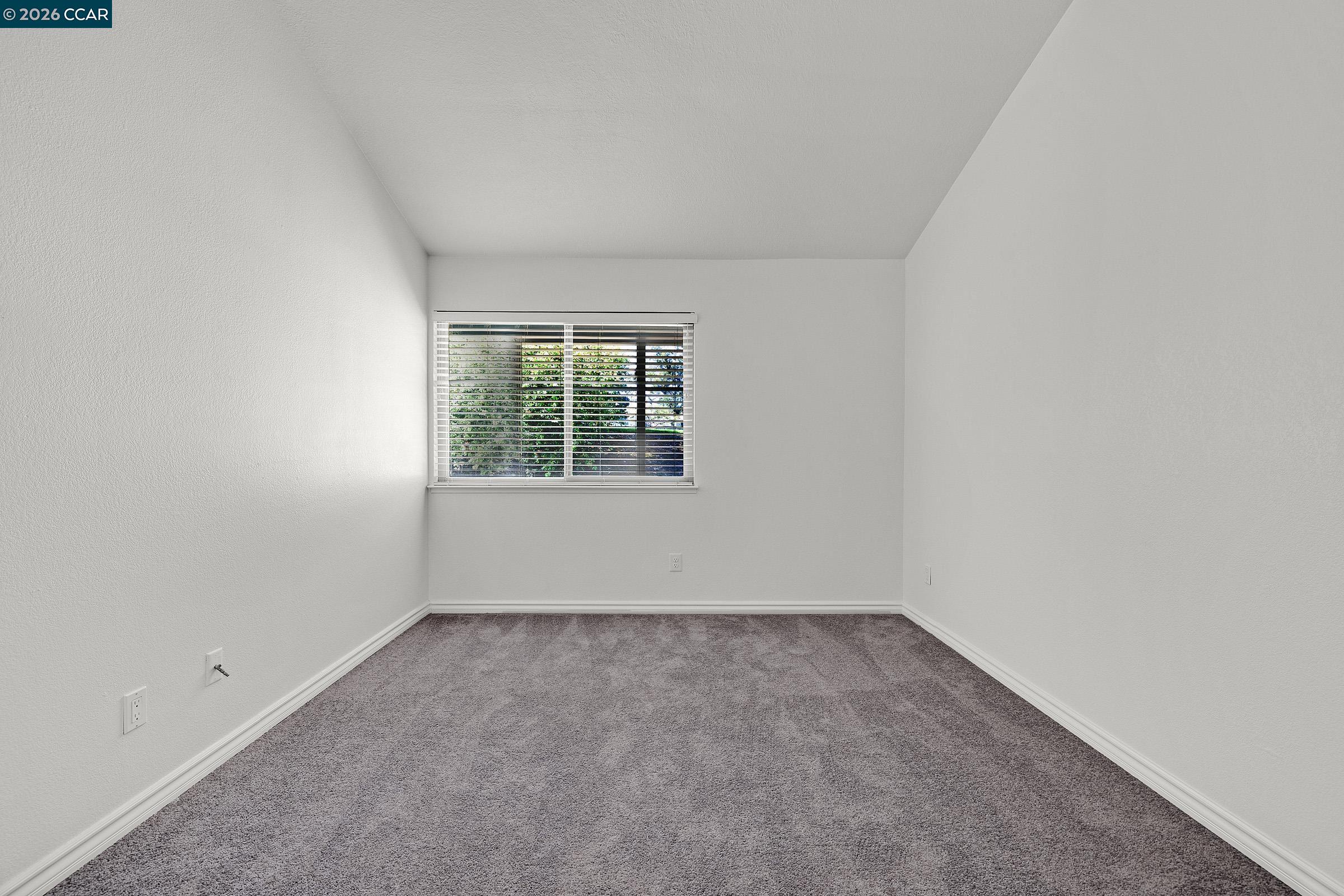 504 Athena, Unit 5 Hercules, CA 94547 - Photo 20 of 29