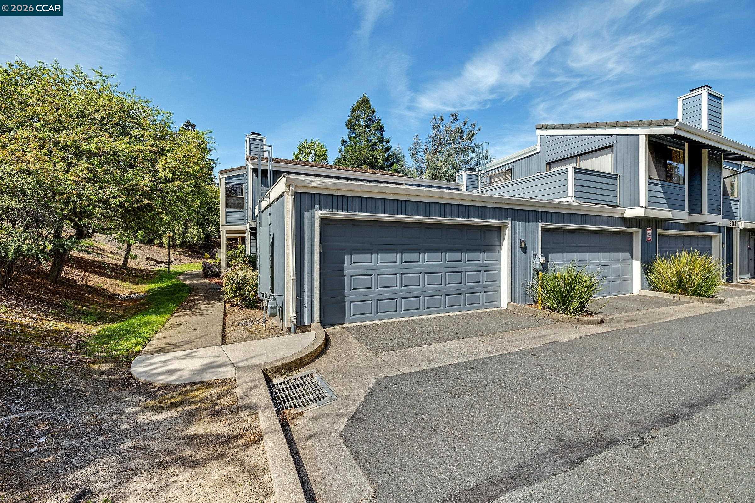 504 Athena, Unit 5 Hercules, CA 94547 - Photo 3 of 29