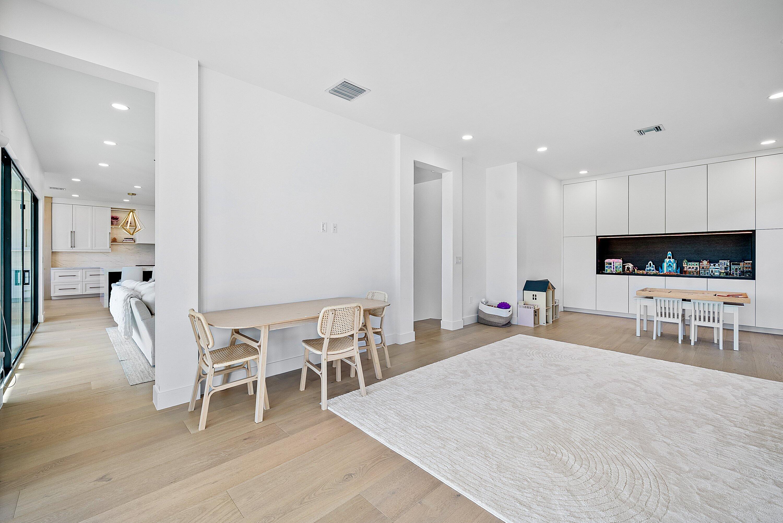 17100 Rainbow Fls Trail Boca Raton, FL 33496 - Photo 15 of 47 022-17100RainbowFallsTrail-BocaRaton-FL-