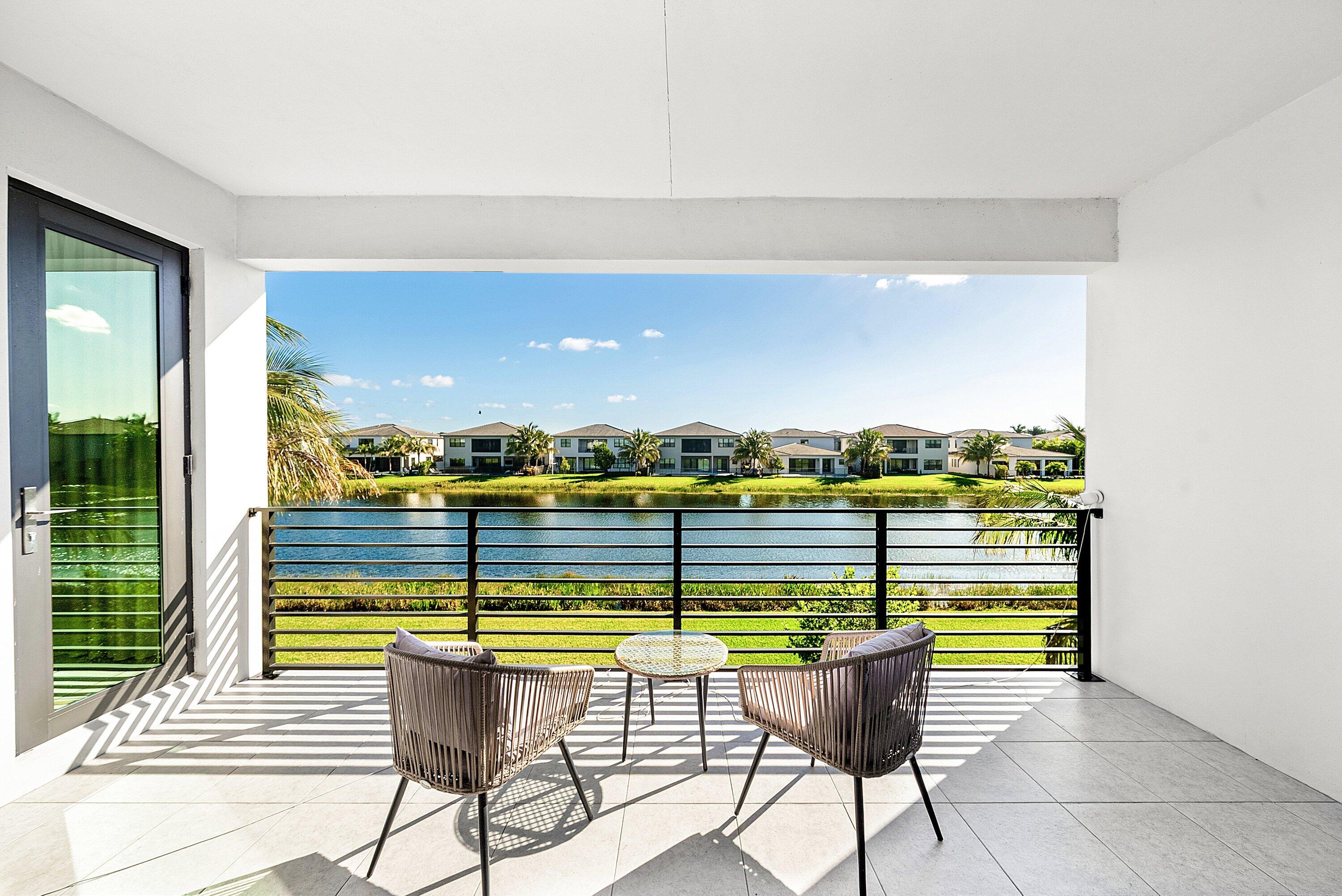 17100 Rainbow Fls Trail Boca Raton, FL 33496 - Photo 19 of 47 038-17100RainbowFallsTrail-BocaRaton-FL-