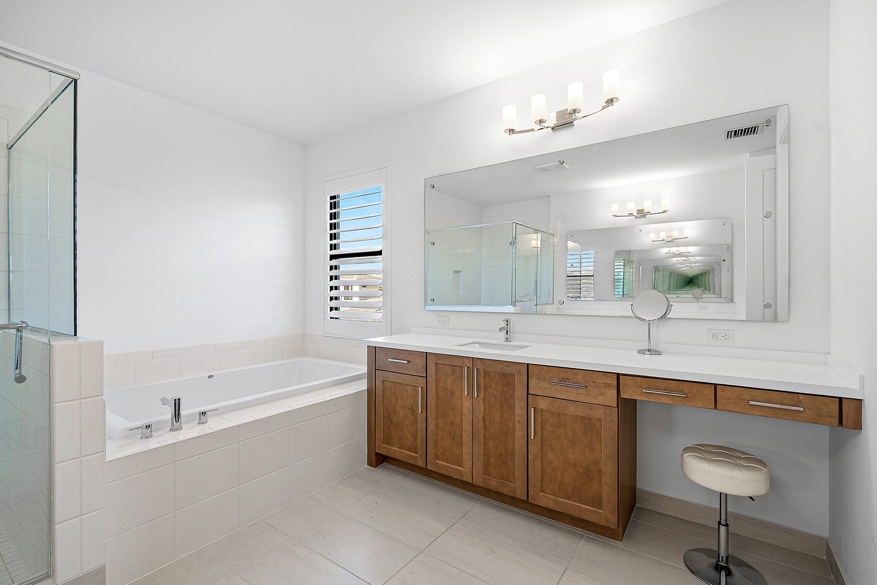 17100 Rainbow Fls Trail Boca Raton, FL 33496 - Photo 22 of 47 036-17100RainbowFallsTrail-BocaRaton-FL-