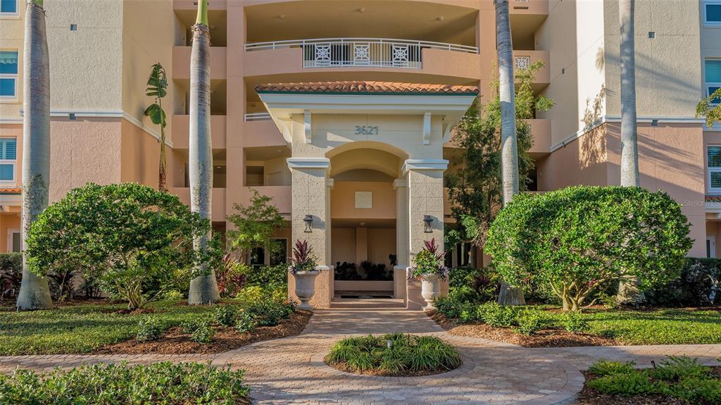 3621 North Point Road, Unit 301 Osprey, FL 34229 - Photo 3 of 95