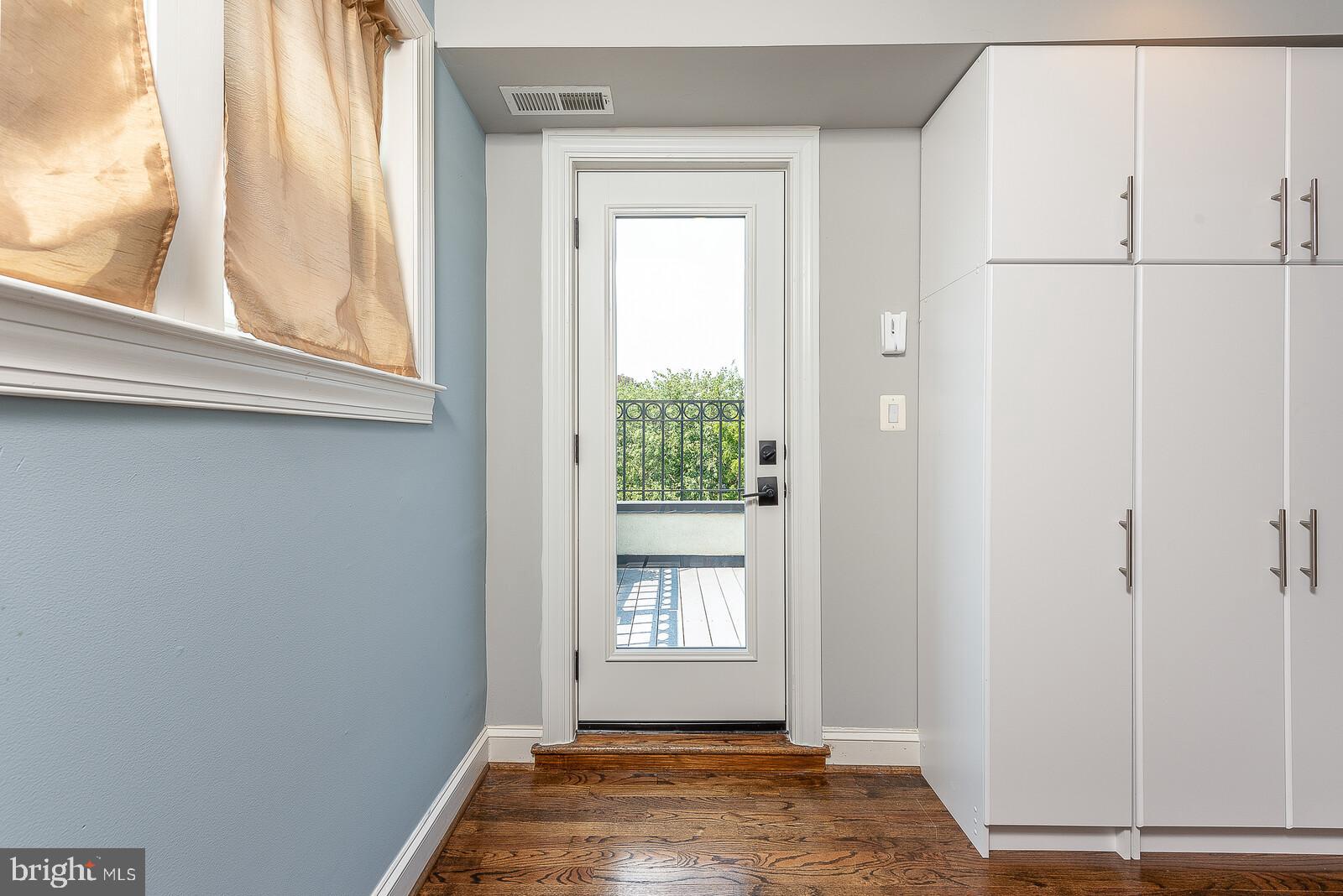 1328 Park Road Northwest, Unit H Washington, DC 20010 - Photo 17 of 18