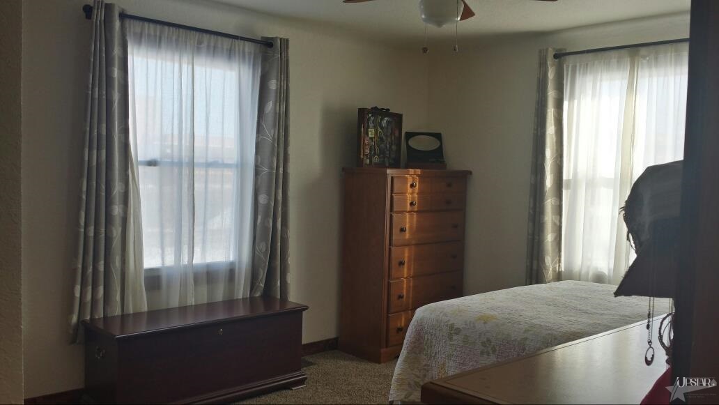 522 East Green Street Butler, IN 46721 - Photo 2 of 20
