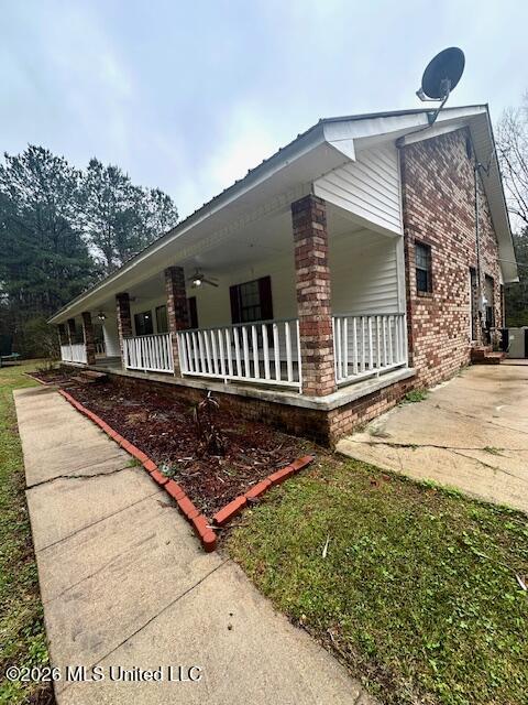 590 White Apple Road Roxie, MS 39661 - Photo 2 of 15 IMG_2411