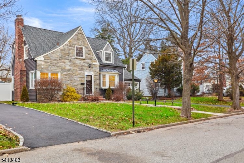 224 Swarthmore Road Linden, NJ 07036 - Photo 2 of 33 a front view of a house with a yard