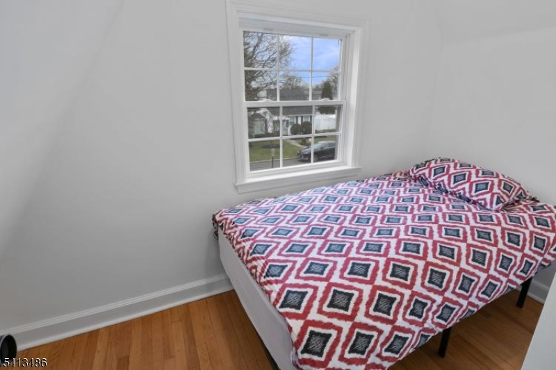 224 Swarthmore Road Linden, NJ 07036 - Photo 25 of 33 a close up of a mirror