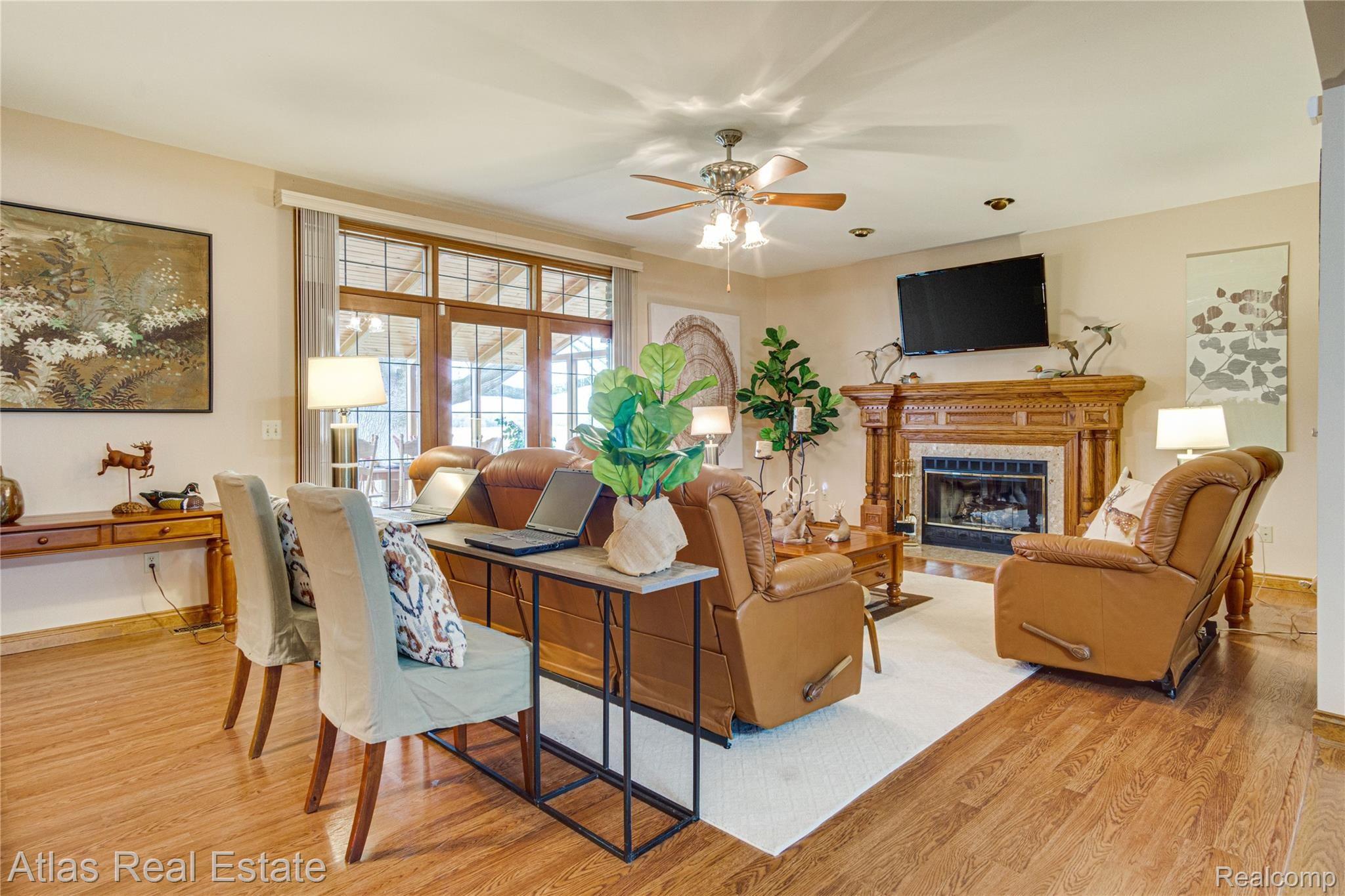 7217 Perry Road Grand Blanc, MI 48439 - Photo 31 of 84 Interiors (6 of 59).jpg