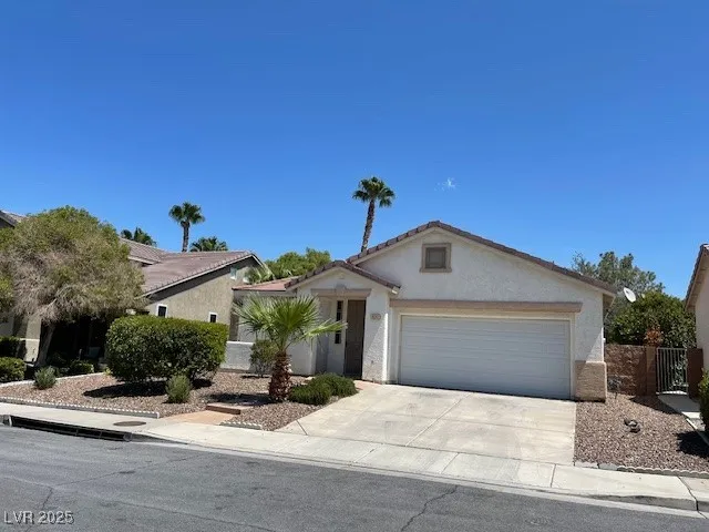 $2,100 | 926 Lloyd George Drive, Henderson, NV 89052