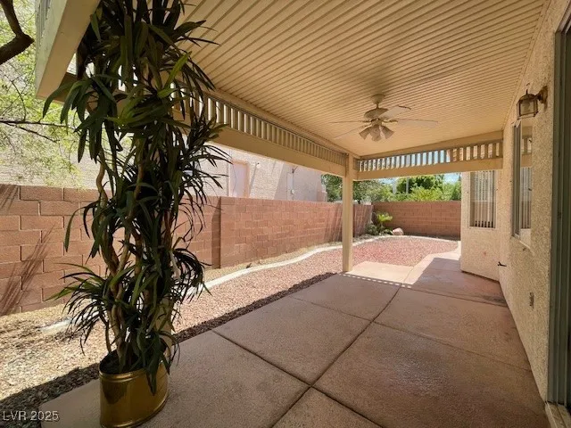 $2,100 | 926 Lloyd George Drive, Henderson, NV 89052