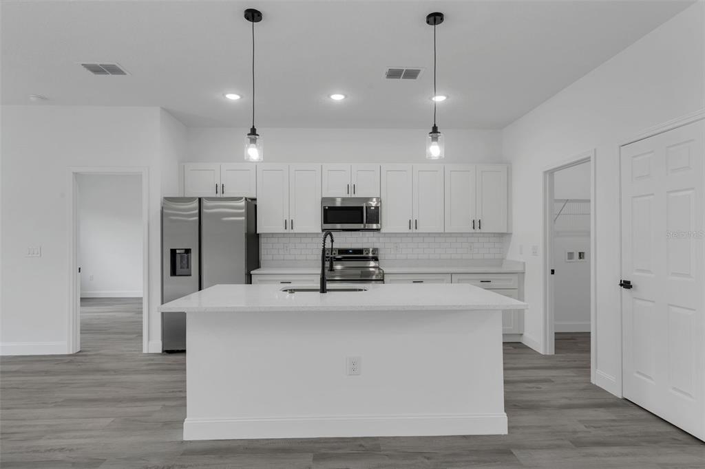 2211 Southwest 153rd Pl Road Ocala, FL 34473 - Photo 5 of 50