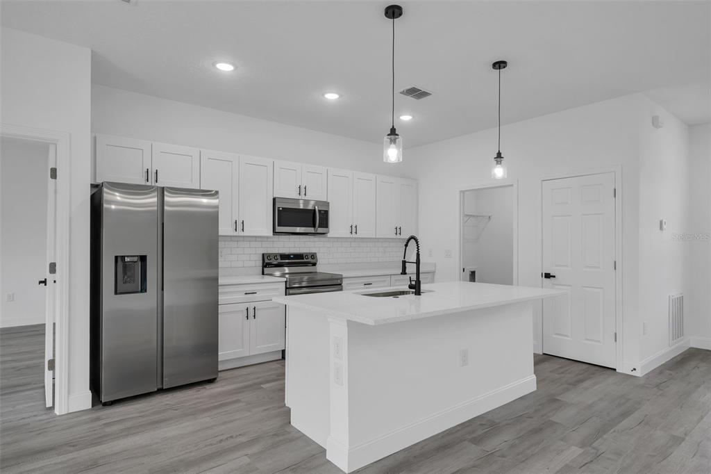 2211 Southwest 153rd Pl Road Ocala, FL 34473 - Photo 10 of 50