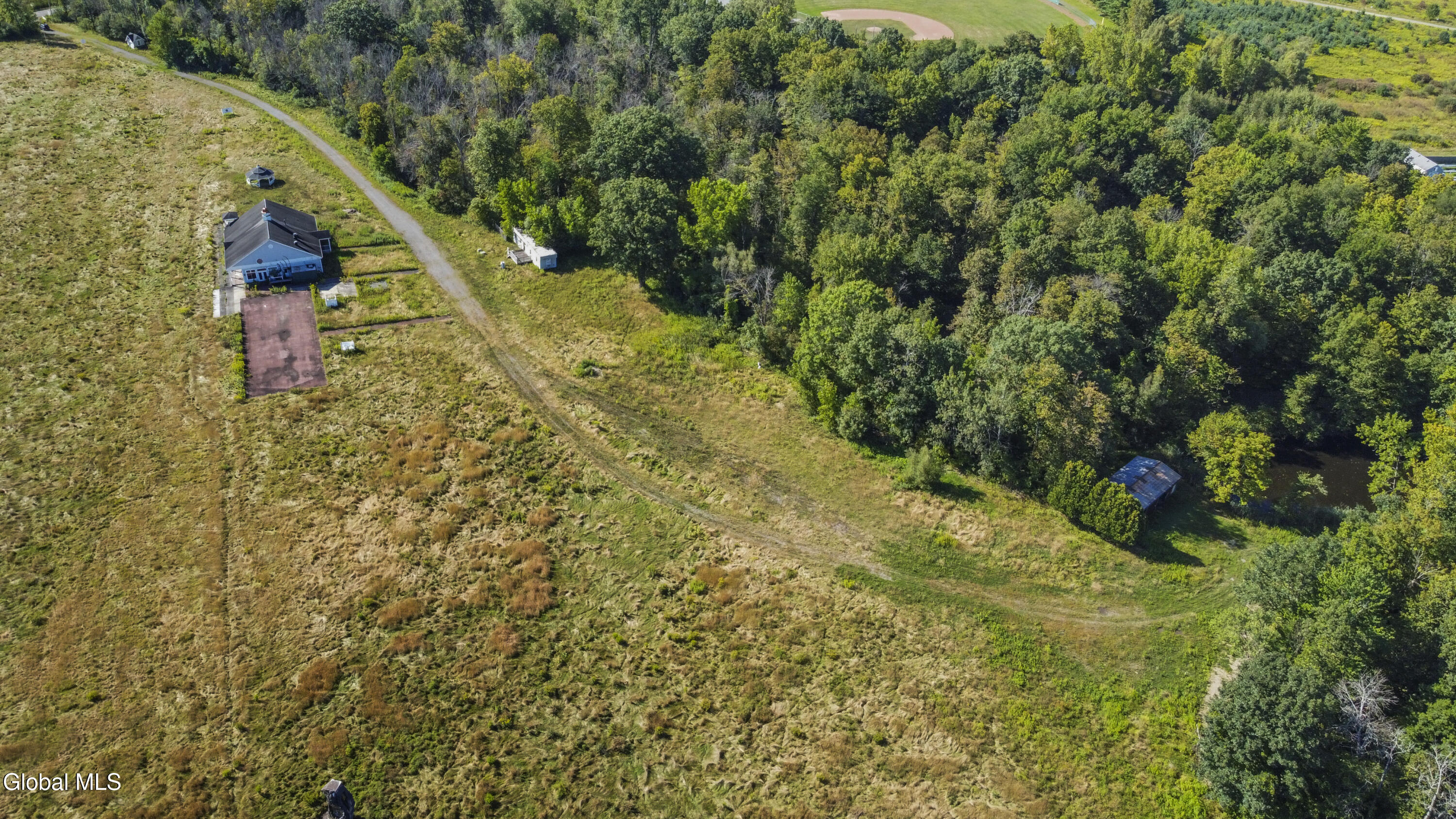 2 Bloomfield Road Greenfield, NY 12866 - Photo 12 of 17 12