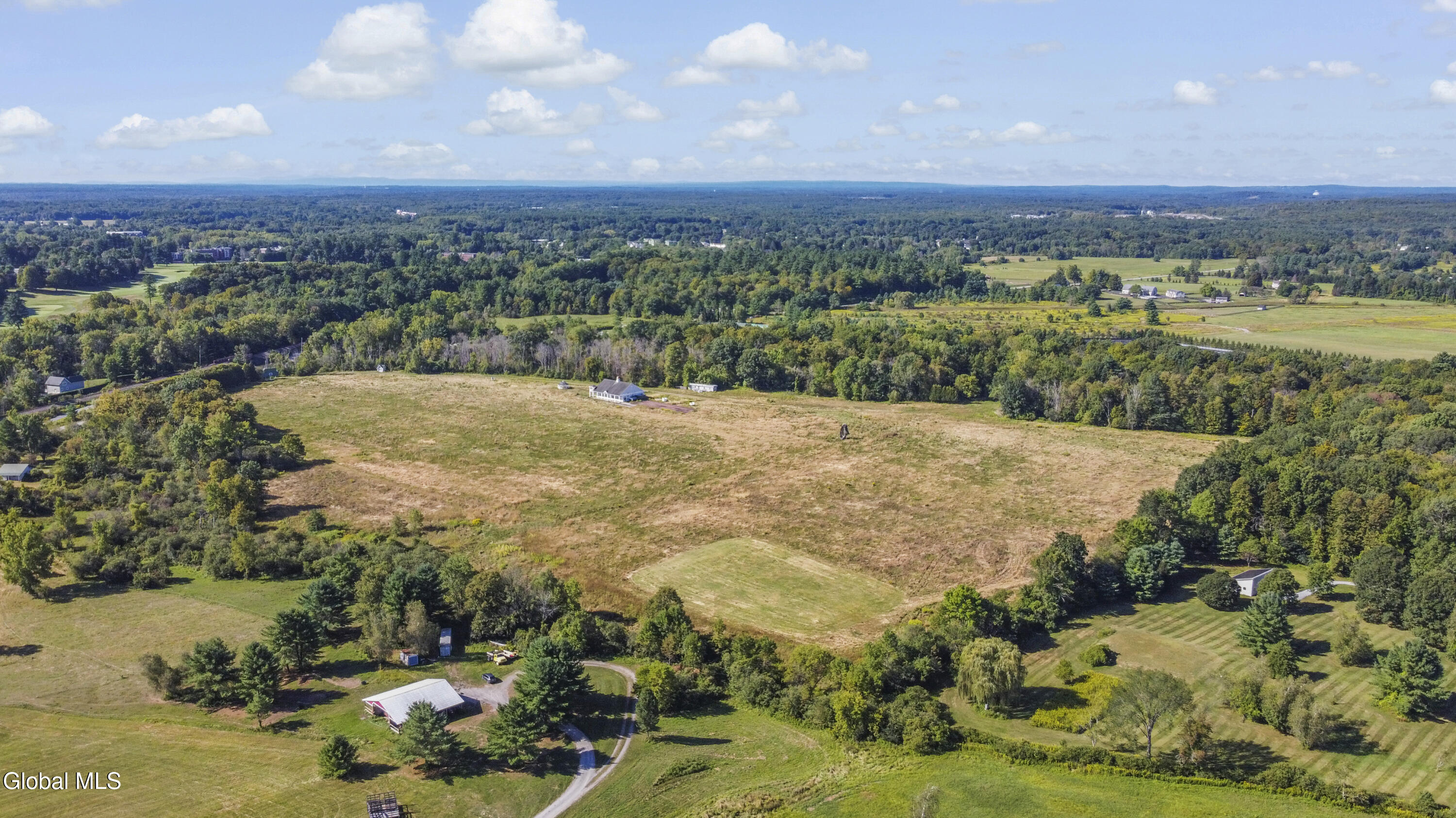 2 Bloomfield Road Greenfield, NY 12866 - Photo 5 of 17 5