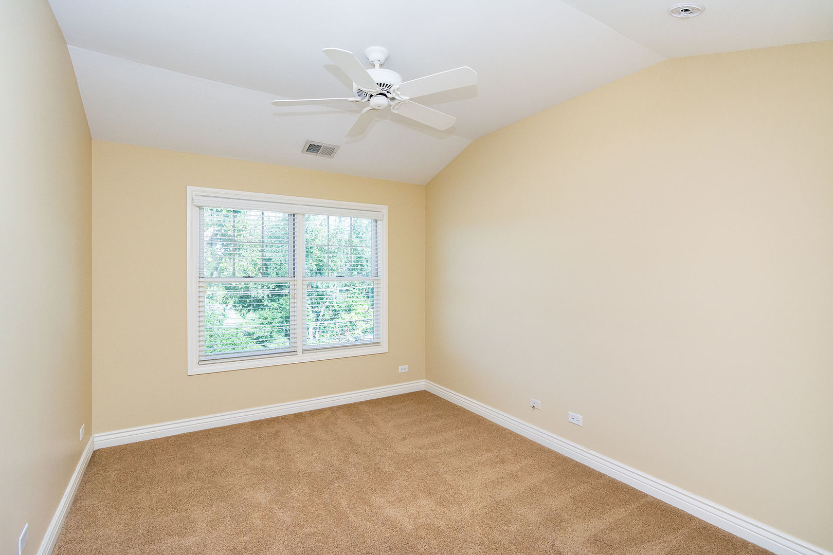 342 Maple Avenue Downers Grove, IL 60515 - Photo 15 of 31