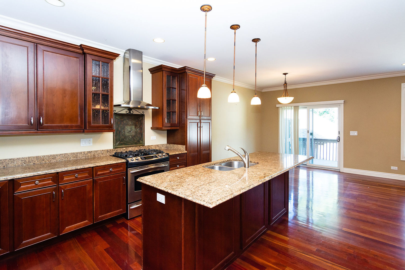 342 Maple Avenue Downers Grove, IL 60515 - Photo 4 of 31