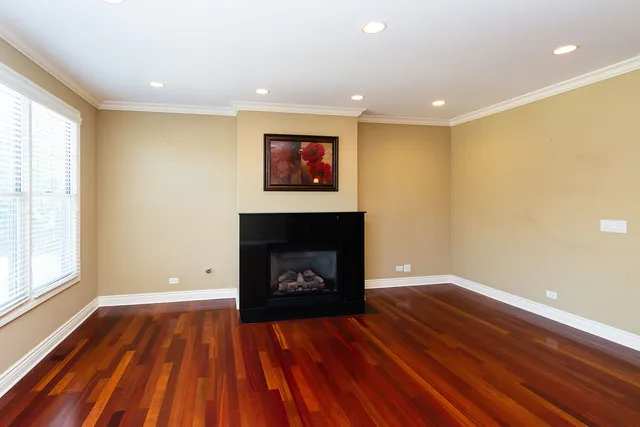 $554,900 | 342 Maple Avenue, Downers Grove, IL 60515