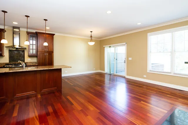 $554,900 | 342 Maple Avenue, Downers Grove, IL 60515