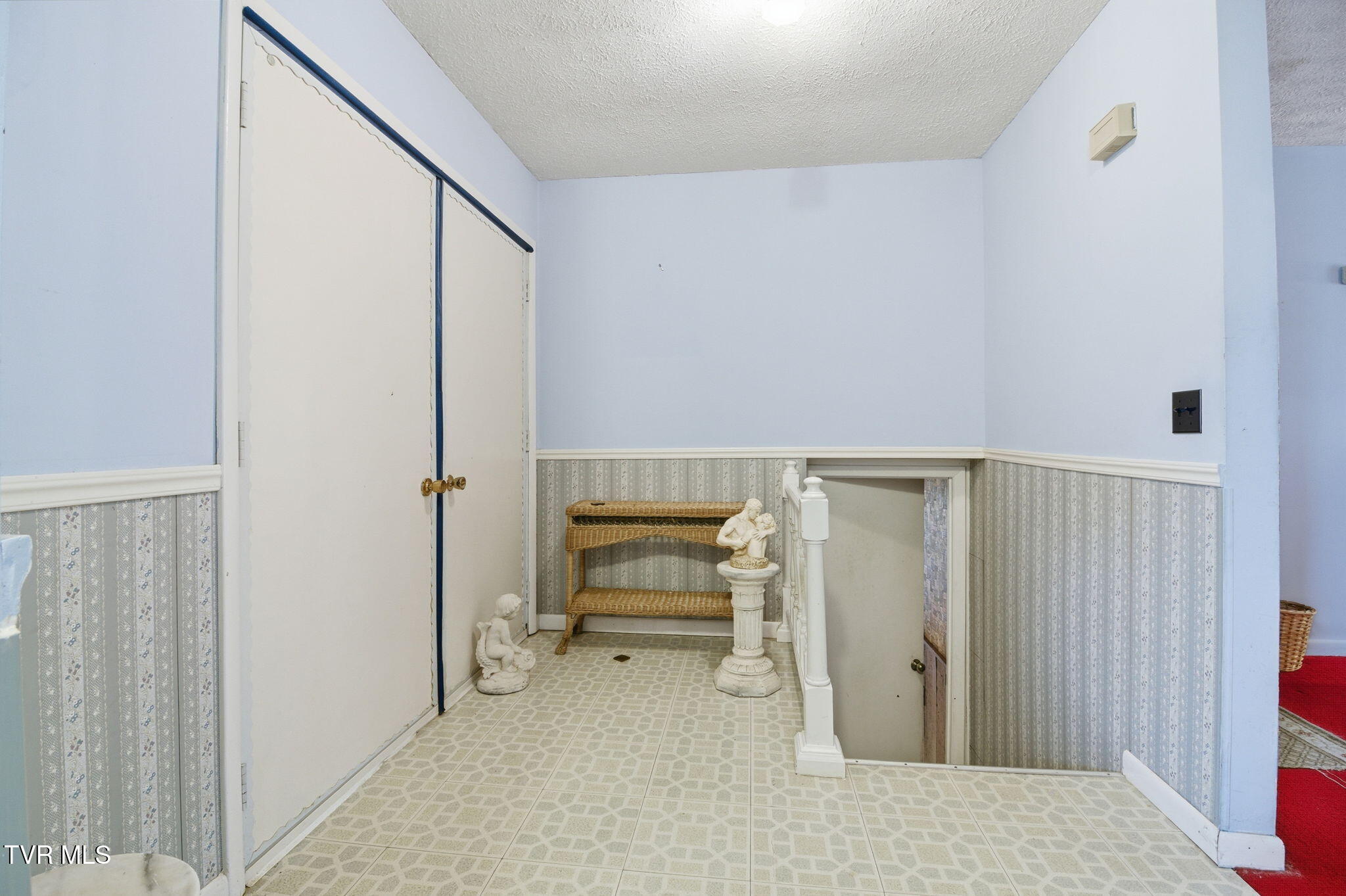 3928 Happy Hollow Road Coeburn, VA 24230 - Photo 15 of 44 14-web-or-mls-DZ3A9273