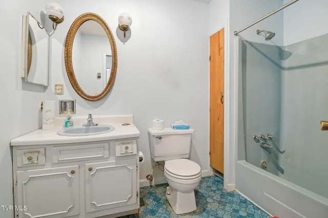 $125,000 | 3928 Happy Hollow Road, Coeburn, VA 24230