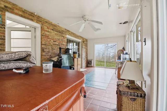 $125,000 | 3928 Happy Hollow Road, Coeburn, VA 24230