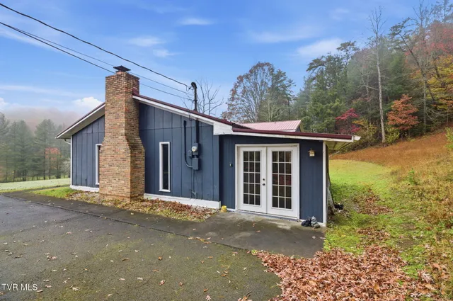 $125,000 | 3928 Happy Hollow Road, Coeburn, VA 24230