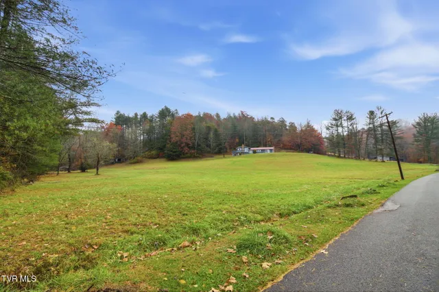 $125,000 | 3928 Happy Hollow Road, Coeburn, VA 24230