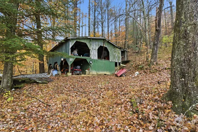 $125,000 | 3928 Happy Hollow Road, Coeburn, VA 24230