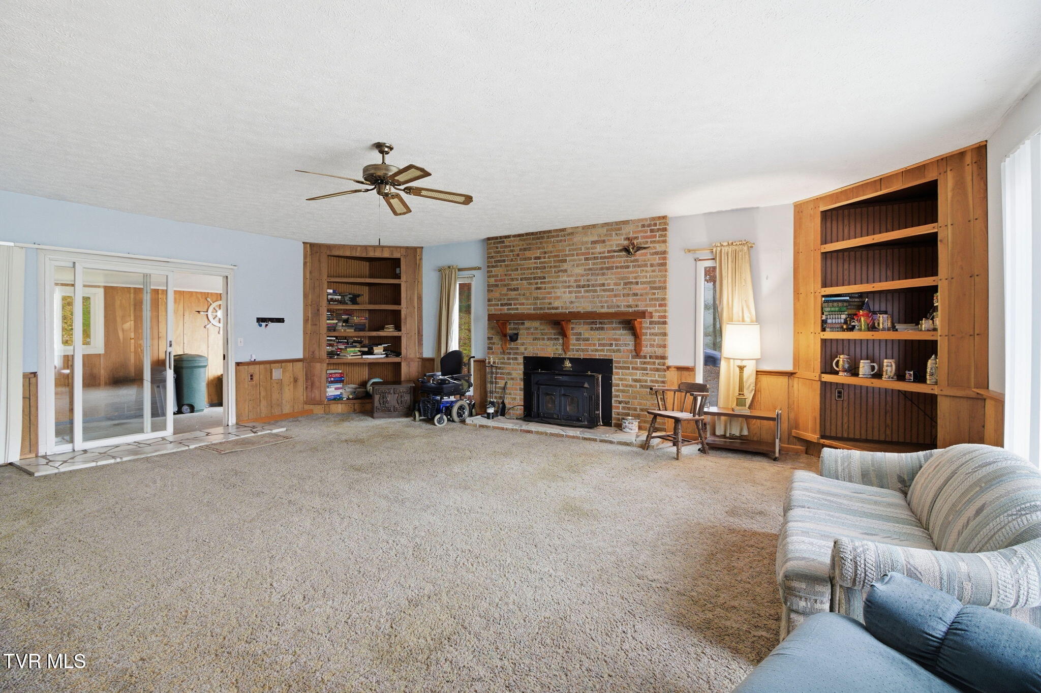 3928 Happy Hollow Road Coeburn, VA 24230 - Photo 6 of 44 5-web-or-mls-DZ3A9237