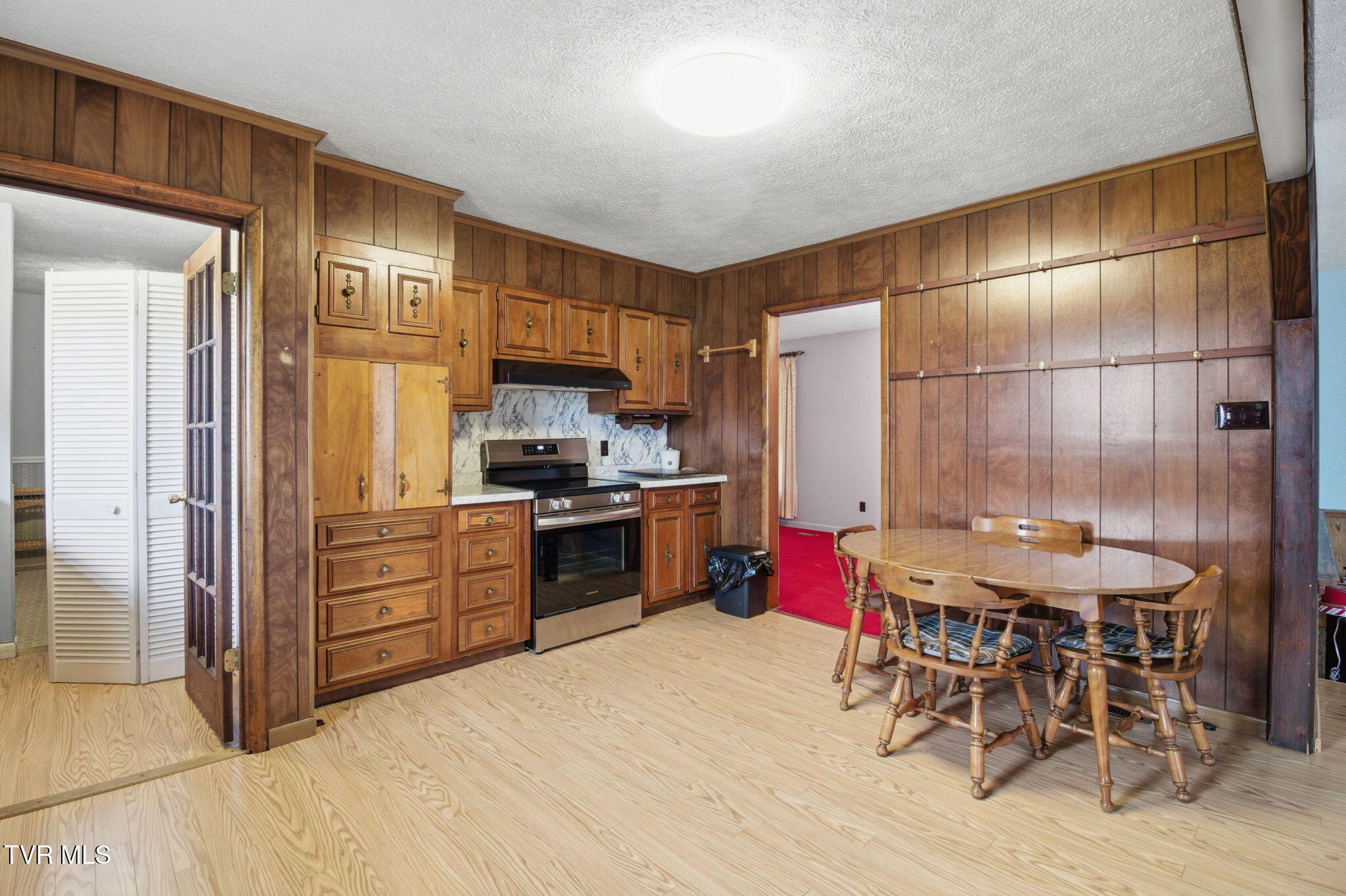 3928 Happy Hollow Road Coeburn, VA 24230 - Photo 8 of 44 7-web-or-mls-DZ3A9245