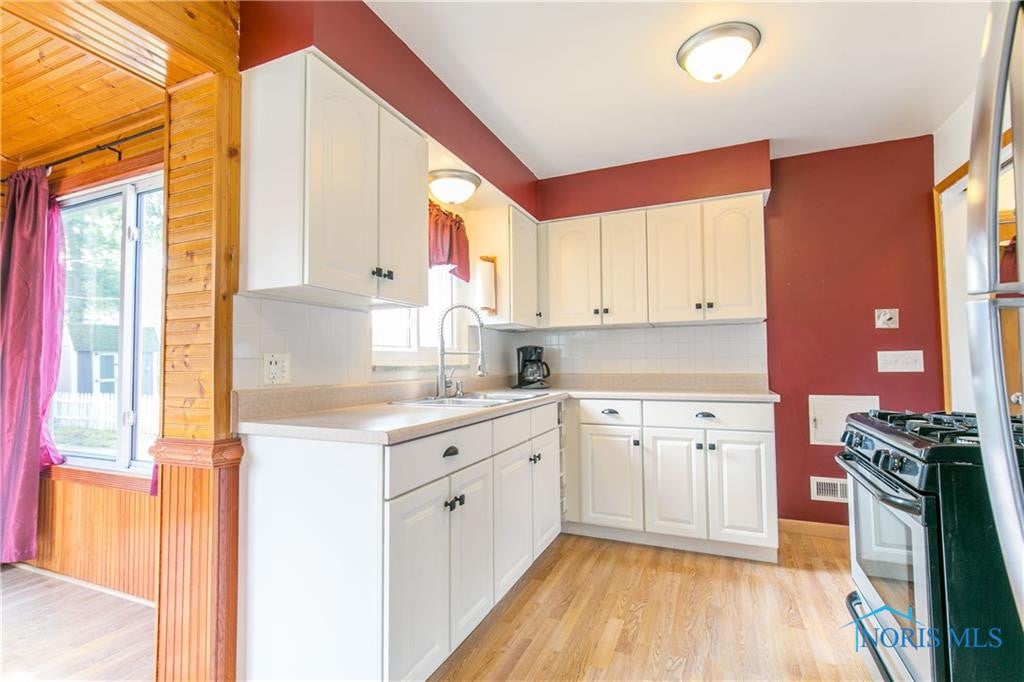 4028 Grantley Road Toledo, OH 43613 - Photo 7 of 36 Gallery Image 7
