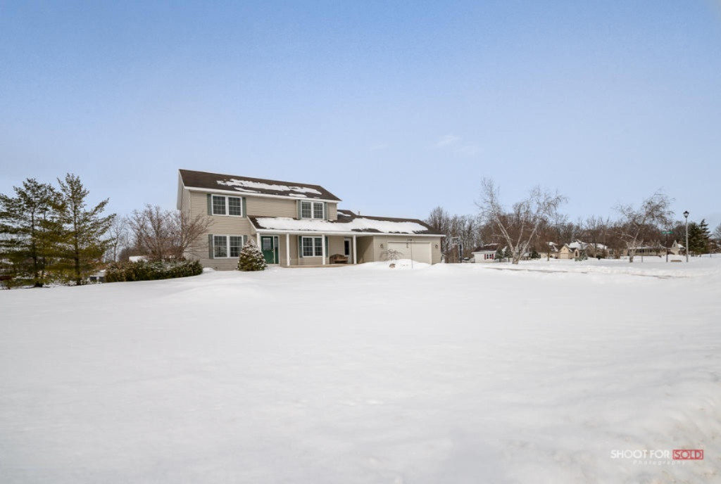 7739ParkRidgeDr.002 LoRes