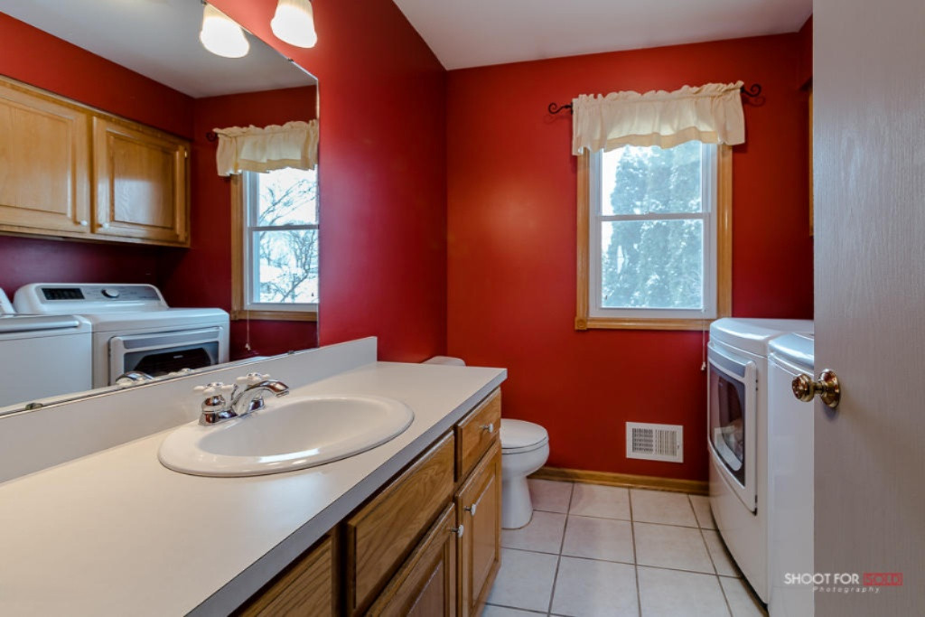 7739 Park Ridge Drive Southwest Jenison, MI 49428 - Photo 18 of 34 7739ParkRidgeDr.016 LoRes