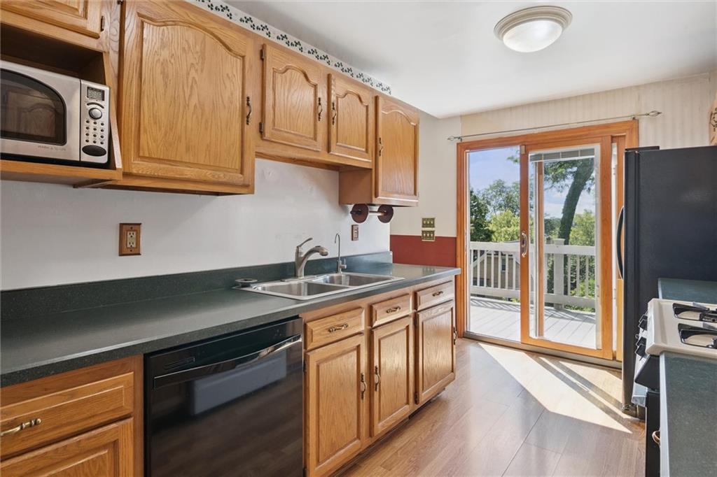 356 Rydal Street Pittsburgh, PA 15205 - Photo 11 of 40