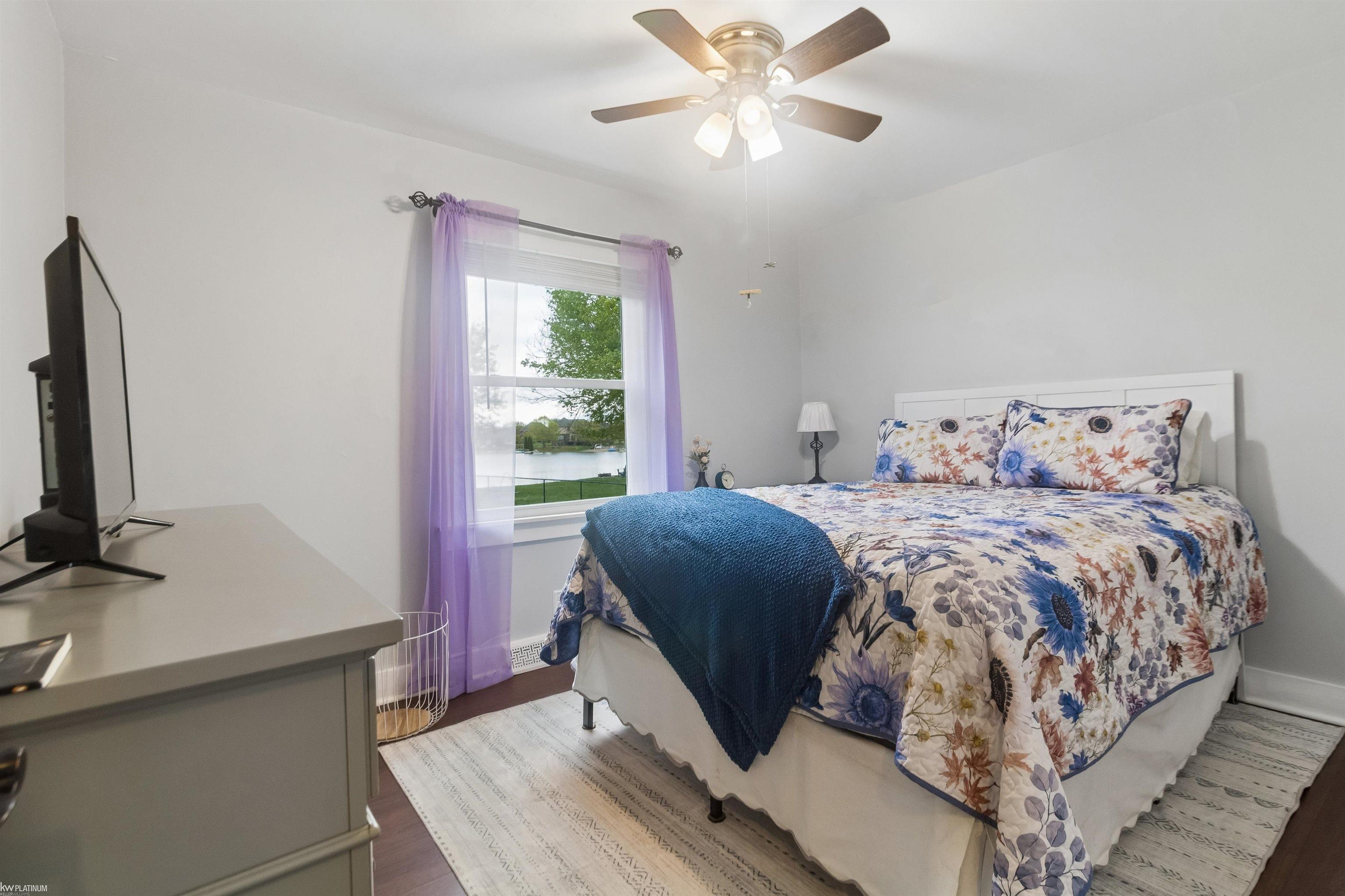 53990 Chesterfield Road New Baltimore, MI 48051 - Photo 10 of 20